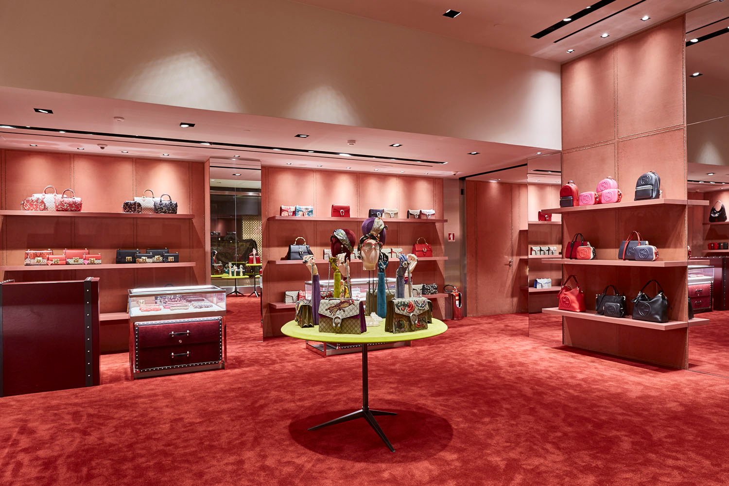 Projeto Luminotécnico Gucci