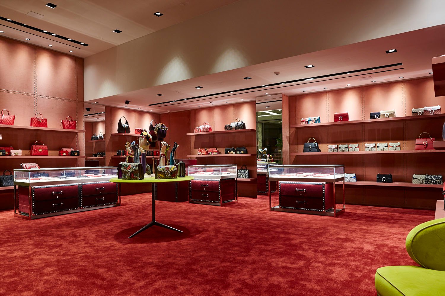 Projeto Luminotécnico Gucci